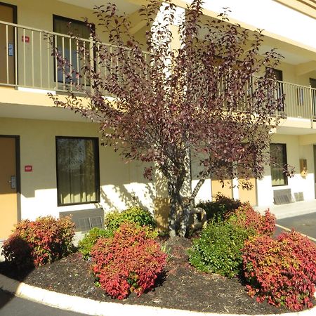 Econo Lodge Lenoir City Exteriér fotografie