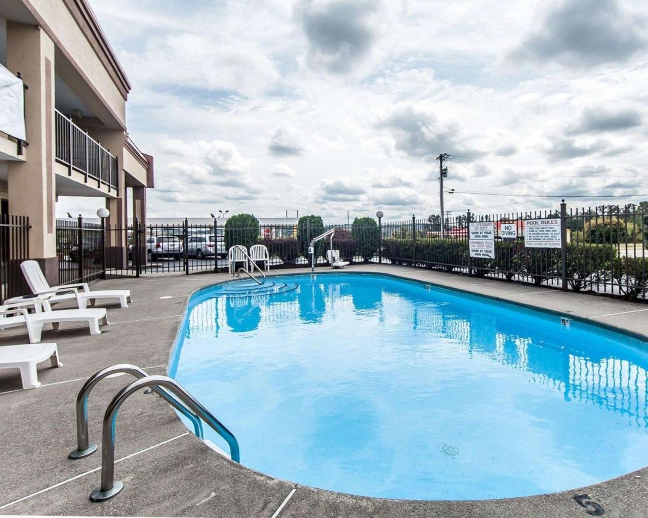 Econo Lodge Lenoir City Exteriér fotografie