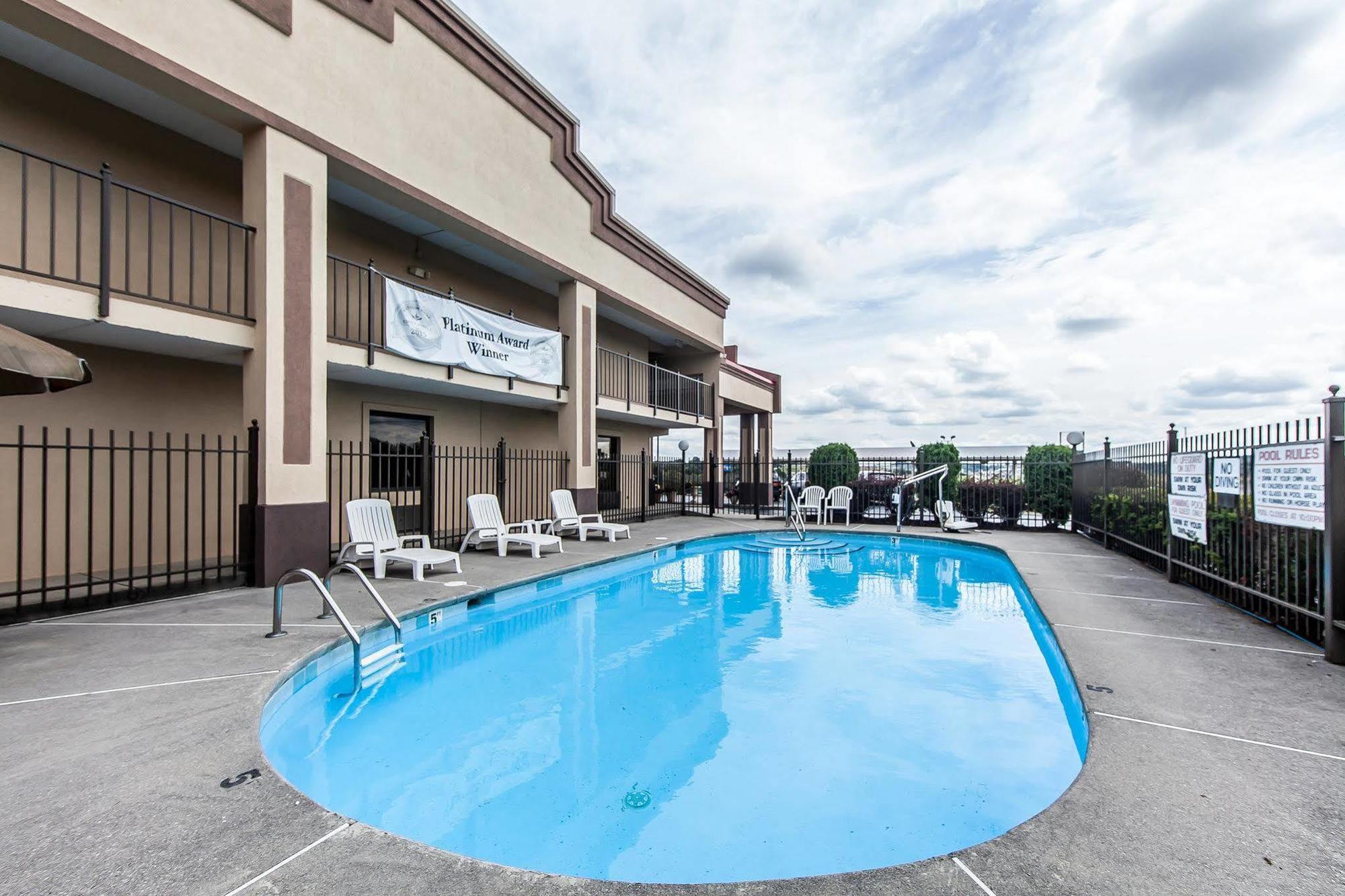 Econo Lodge Lenoir City Exteriér fotografie